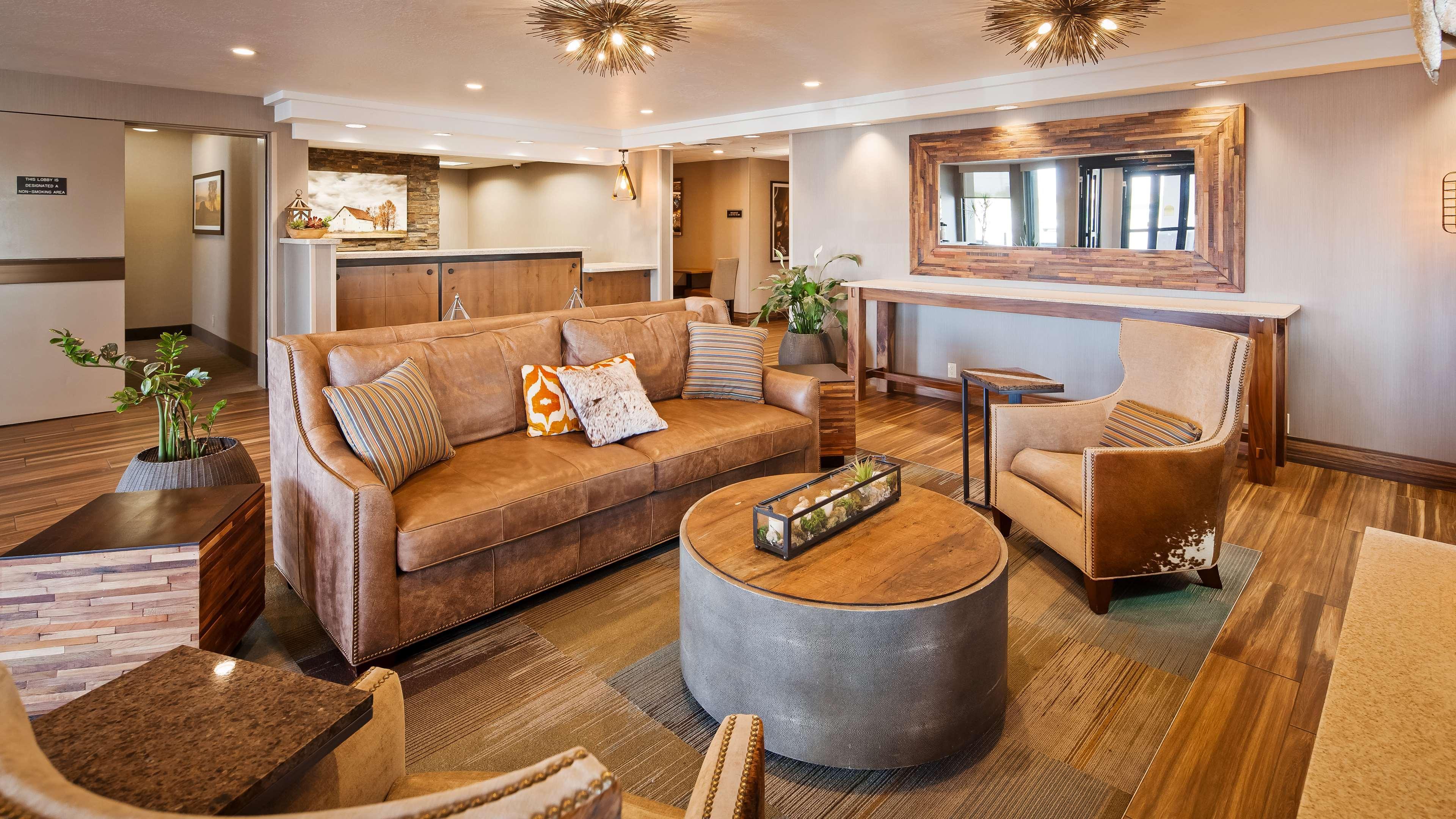 Best Western Plus Cottontree Inn Idaho Falls Exterior foto