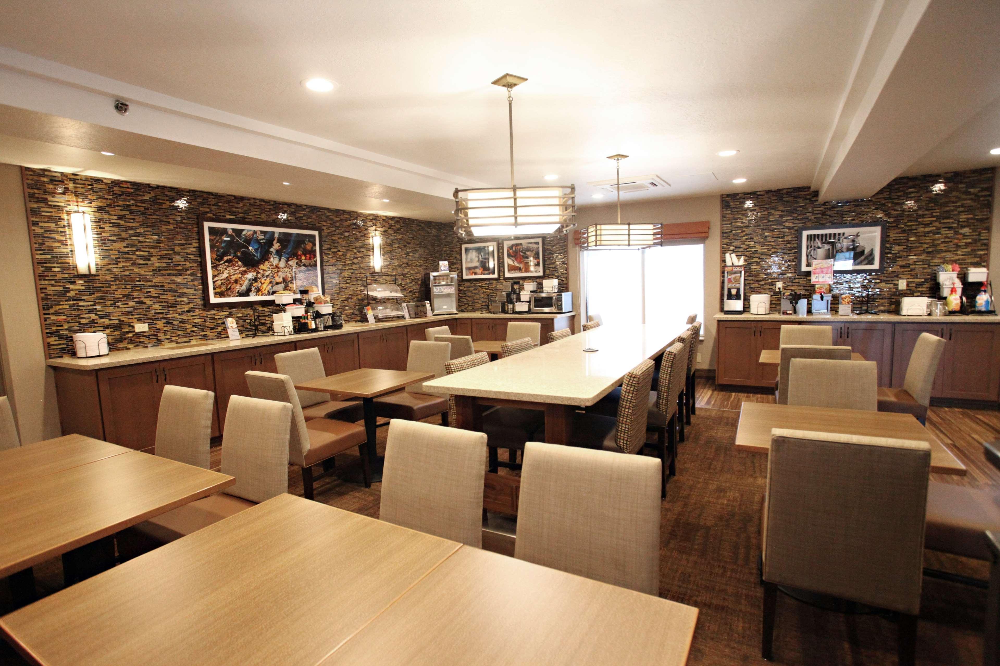 Best Western Plus Cottontree Inn Idaho Falls Exterior foto